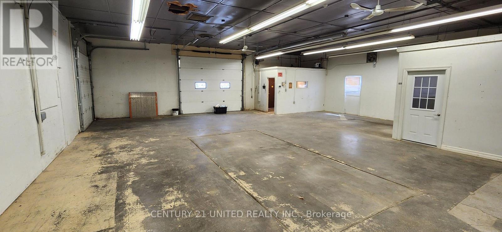 1 - 680 The Parkway, Peterborough (Otonabee Ward 1), Ontario  K9J 6W3 - Photo 5 - X13034468