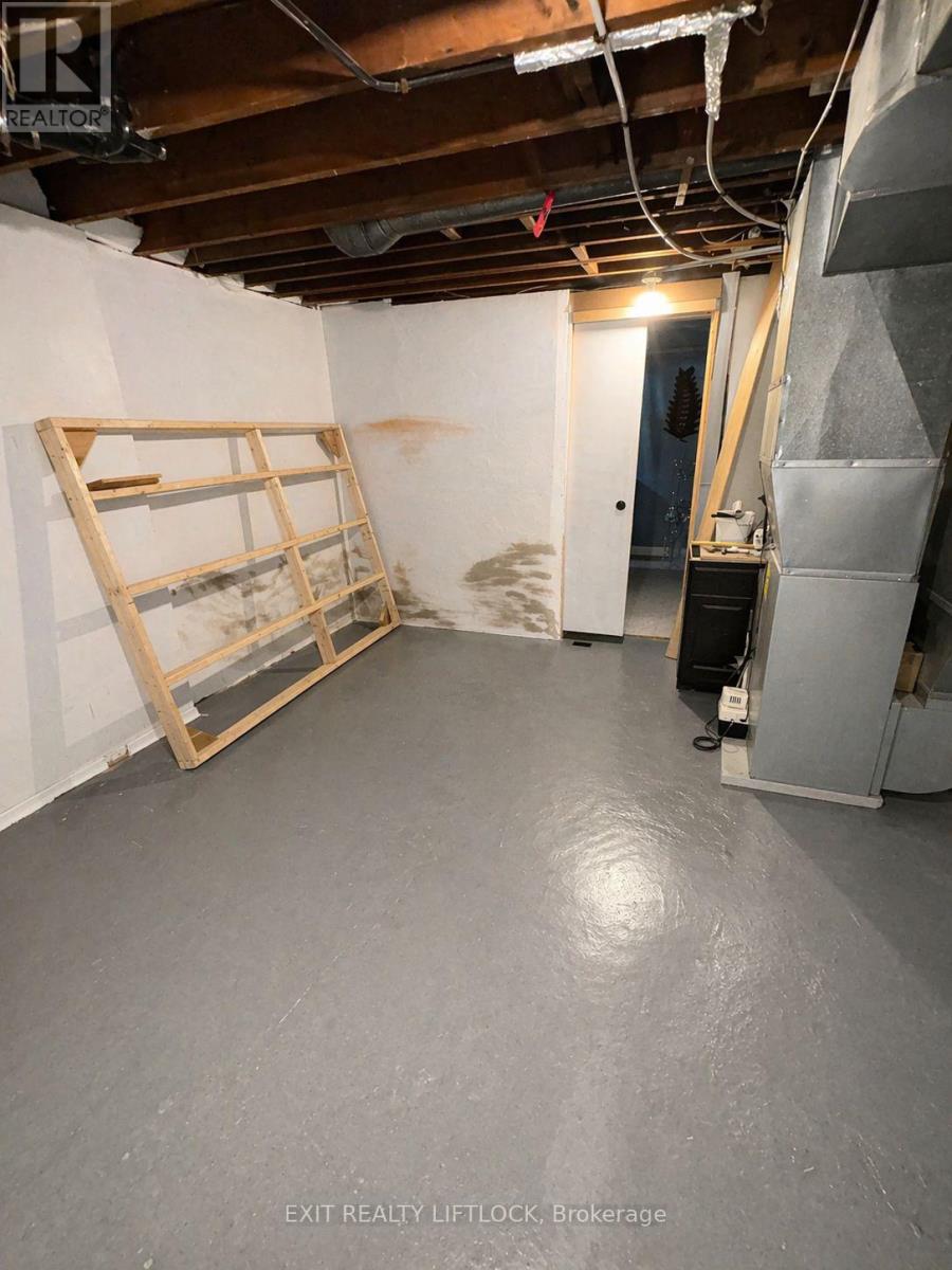 1024 Estates Road, Highlands East (Bicroft Ward), Ontario  K0L 1C0 - Photo 12 - X13034512