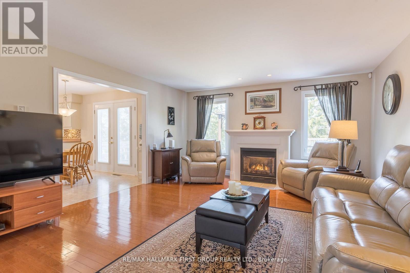 4 Bluewater Avenue, Kawartha Lakes (Fenelon), Ontario  K9V 0K6 - Photo 6 - X13034342