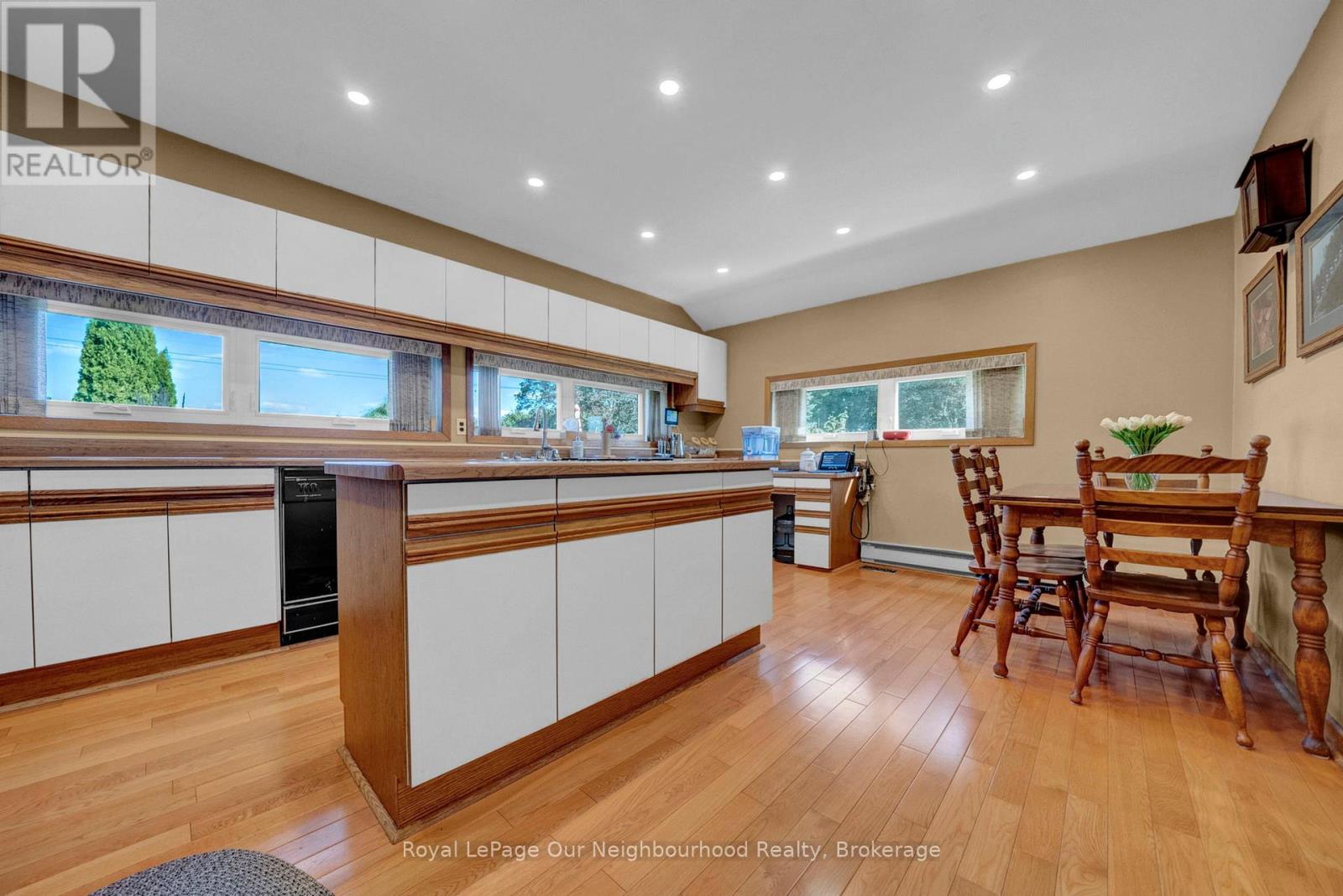 9 Columbus Street S, Kawartha Lakes (Ops), Ontario  K9V 0J9 - Photo 5 - X13035438