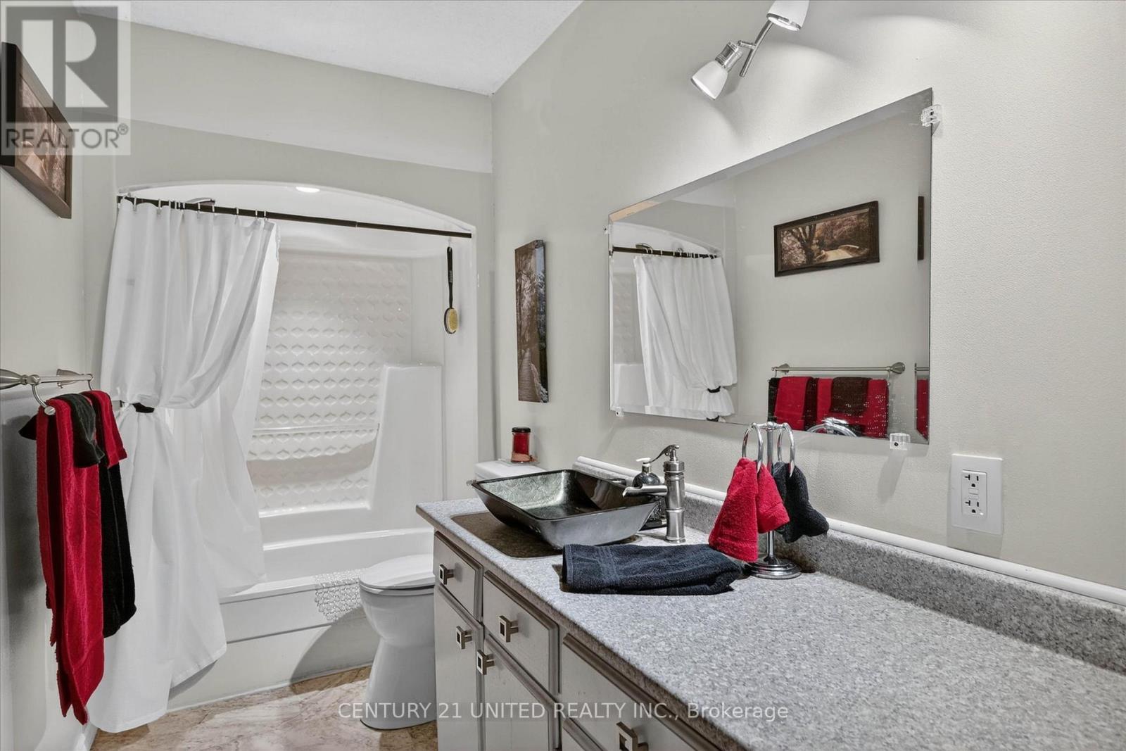 223 Clark Lake Road, Bancroft (Dungannon Ward), Ontario  K0L 1C0 - Photo 16 - X13035550