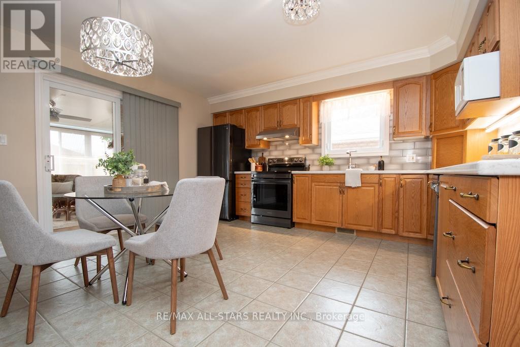 383 Wallace Drive, Kawartha Lakes (Lindsay), Ontario  K9V 6K7 - Photo 15 - X13035606