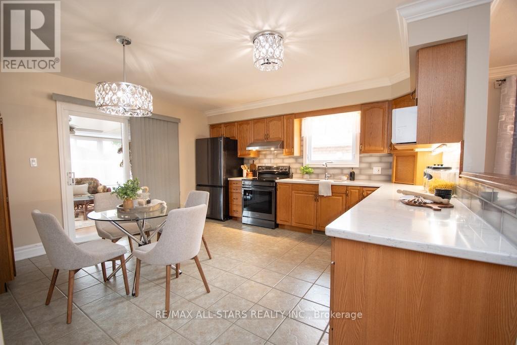 383 Wallace Drive, Kawartha Lakes (Lindsay), Ontario  K9V 6K7 - Photo 19 - X13035606