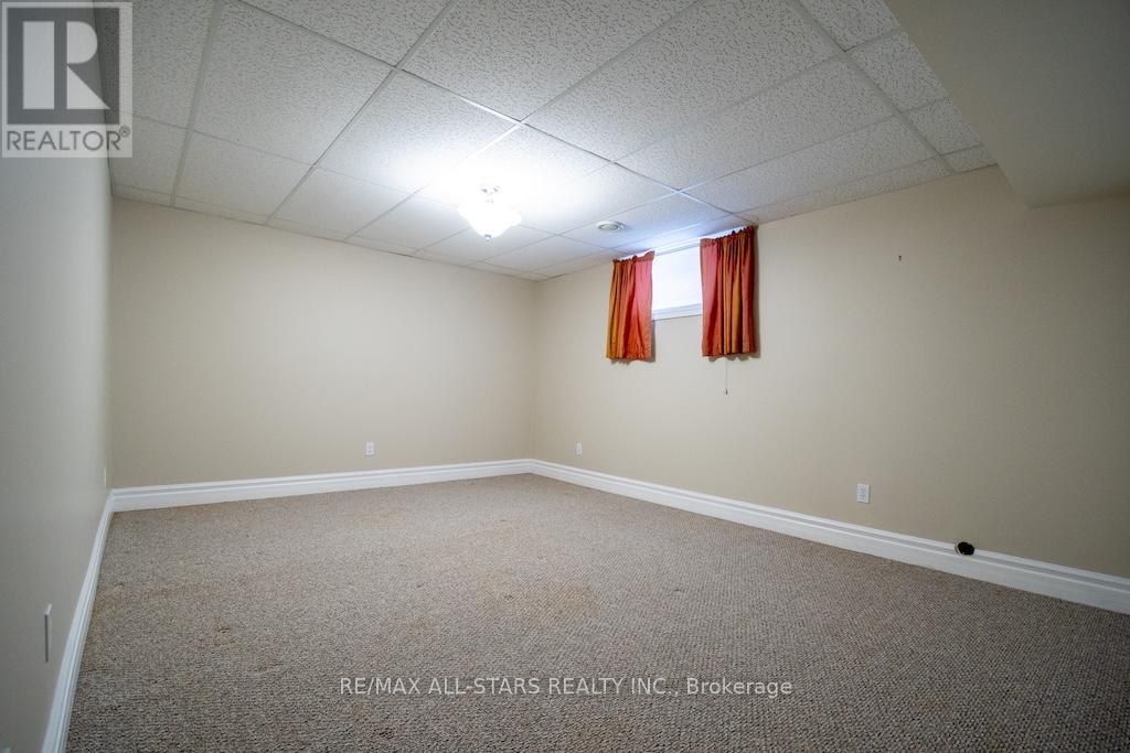 383 Wallace Drive, Kawartha Lakes (Lindsay), Ontario  K9V 6K7 - Photo 38 - X13035606