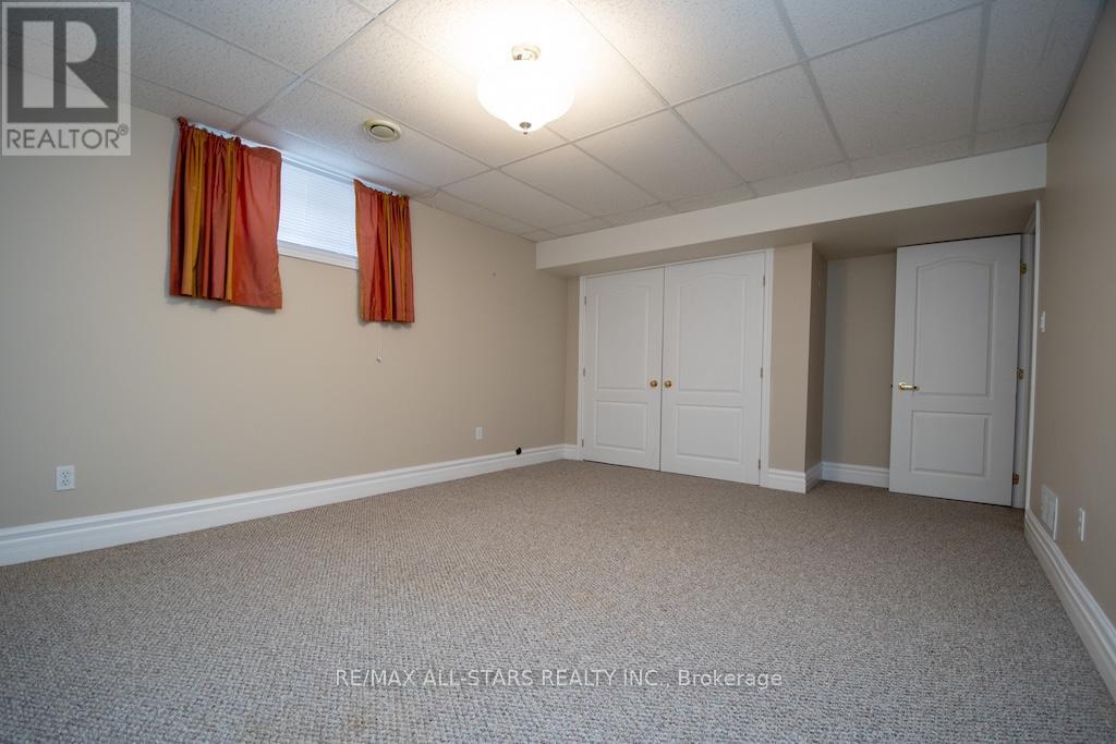 383 Wallace Drive, Kawartha Lakes (Lindsay), Ontario  K9V 6K7 - Photo 39 - X13035606