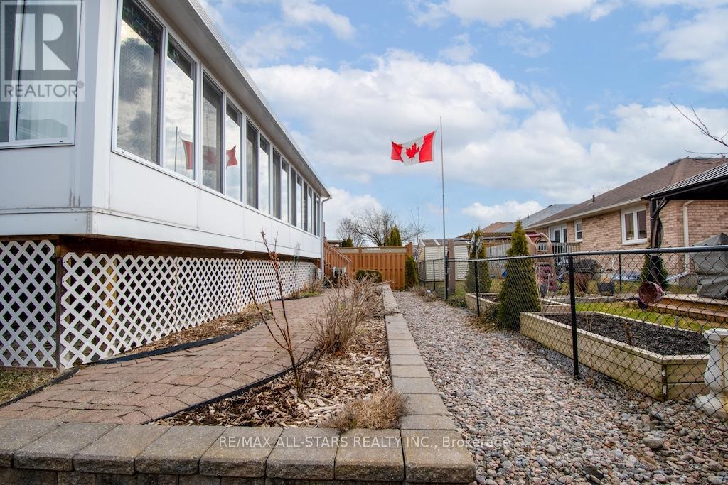 383 Wallace Drive, Kawartha Lakes (Lindsay), Ontario  K9V 6K7 - Photo 48 - X13035606