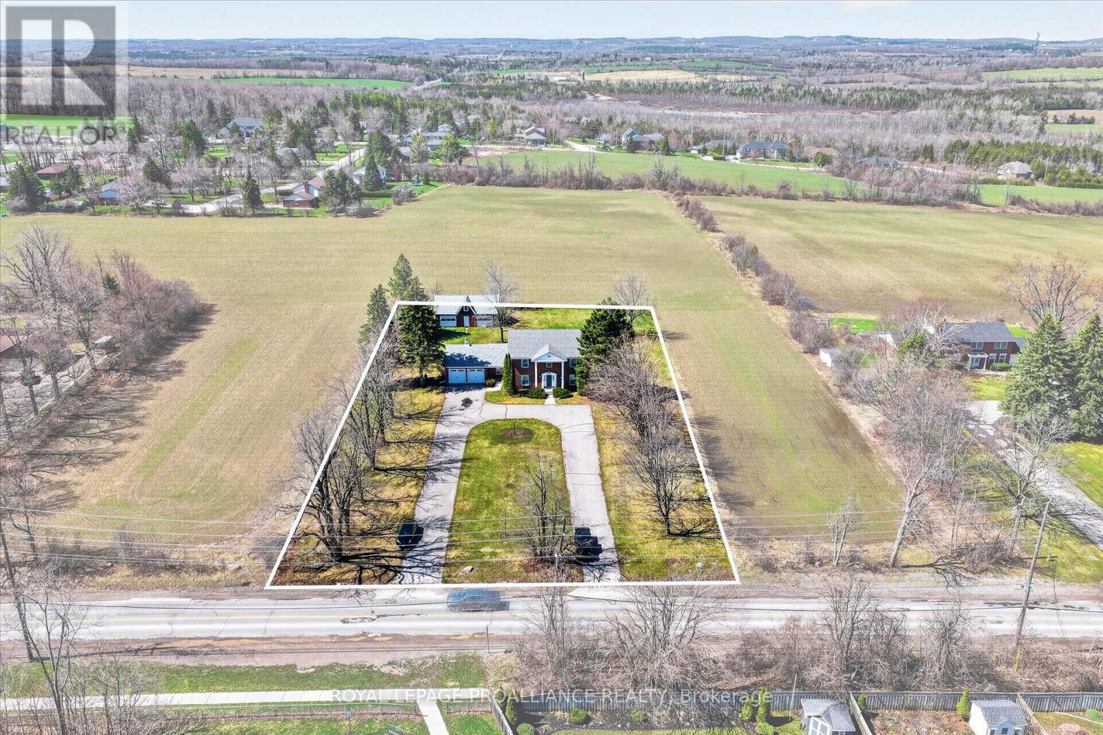 1285 Brealey Drive, Peterborough (Monaghan Ward 2), Ontario  K9K 0C4 - Photo 2 - X13035666