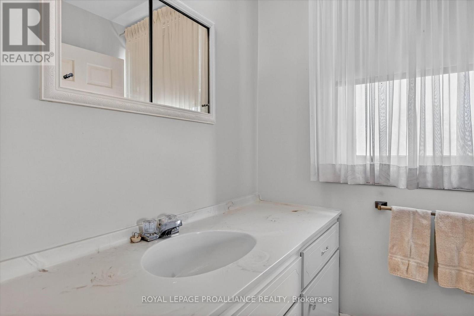 1285 Brealey Drive, Peterborough (Monaghan Ward 2), Ontario  K9K 0C4 - Photo 25 - X13035666