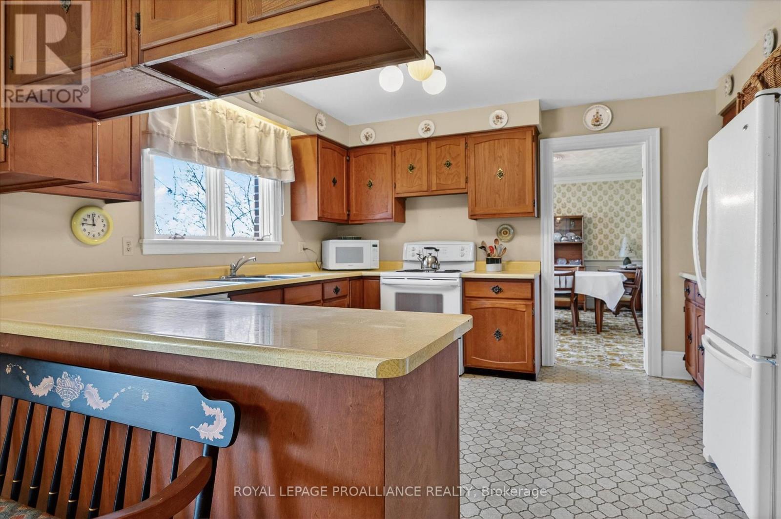 1285 Brealey Drive, Peterborough (Monaghan Ward 2), Ontario  K9K 0C4 - Photo 6 - X13035666