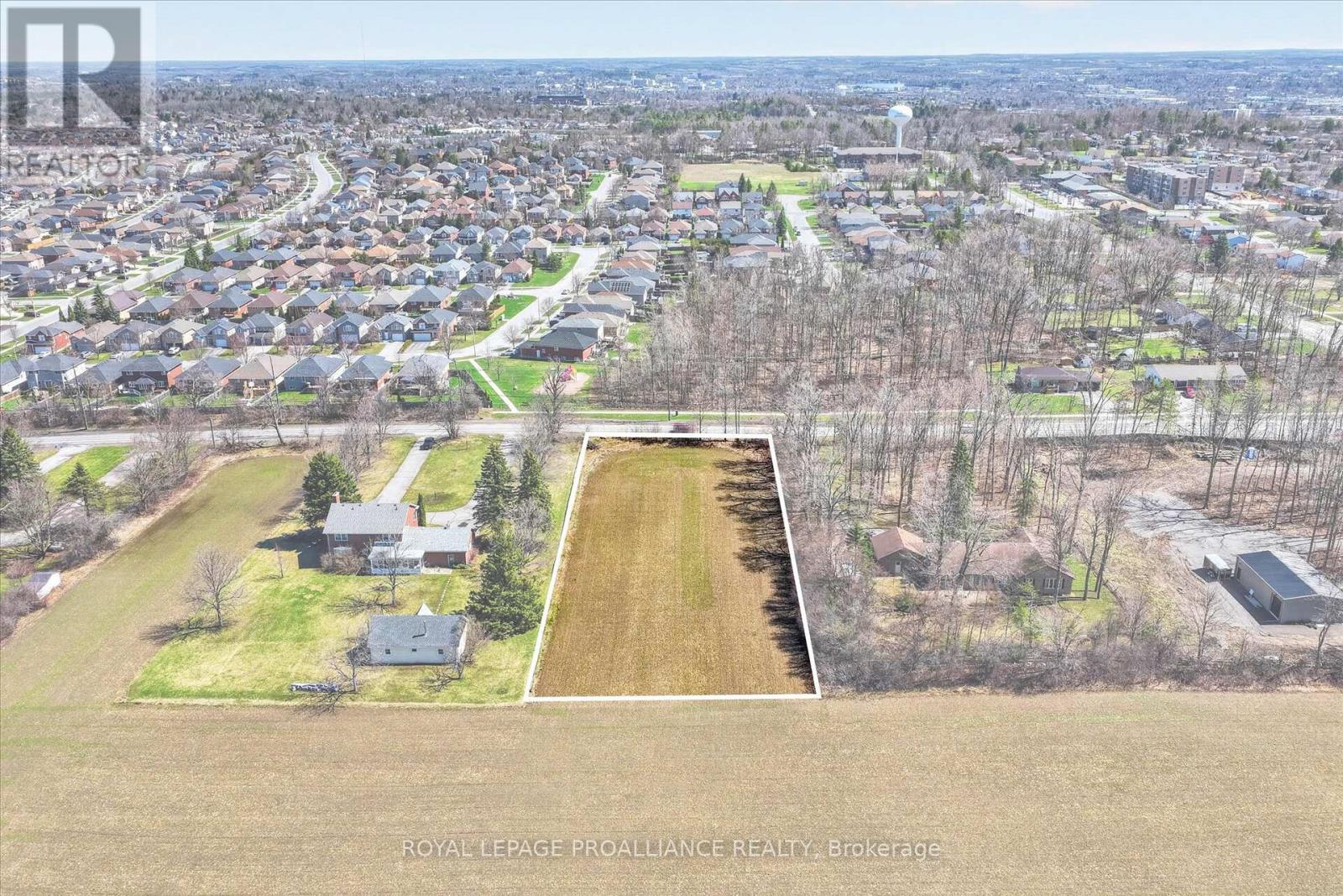 1281 Brealey Drive, Peterborough (Monaghan Ward 2), Ontario  K9K 0C4 - Photo 5 - X13035676