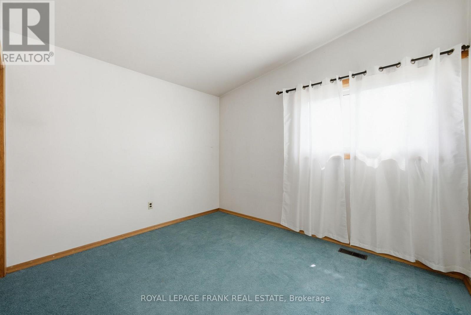 30 Maple Crescent, Kawartha Lakes (Lindsay), Ontario  K9V 2R7 - Photo 26 - X13036480