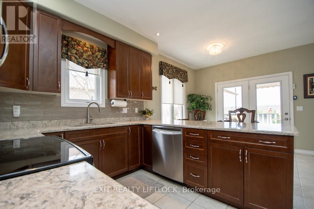 2495 Cunningham Boulevard, Peterborough (Ashburnham Ward 4), Ontario  K9H 0A9 - Photo 15 - X13036500