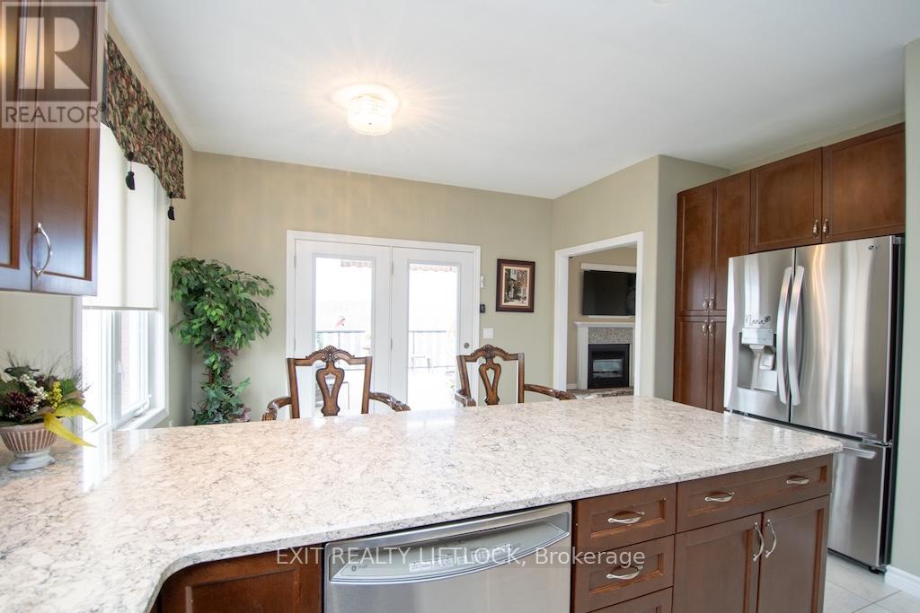 2495 Cunningham Boulevard, Peterborough (Ashburnham Ward 4), Ontario  K9H 0A9 - Photo 17 - X13036500