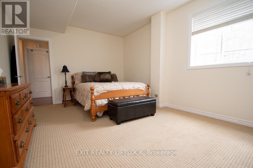 2495 Cunningham Boulevard, Peterborough (Ashburnham Ward 4), Ontario  K9H 0A9 - Photo 31 - X13036500