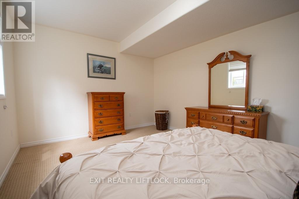 2495 Cunningham Boulevard, Peterborough (Ashburnham Ward 4), Ontario  K9H 0A9 - Photo 33 - X13036500