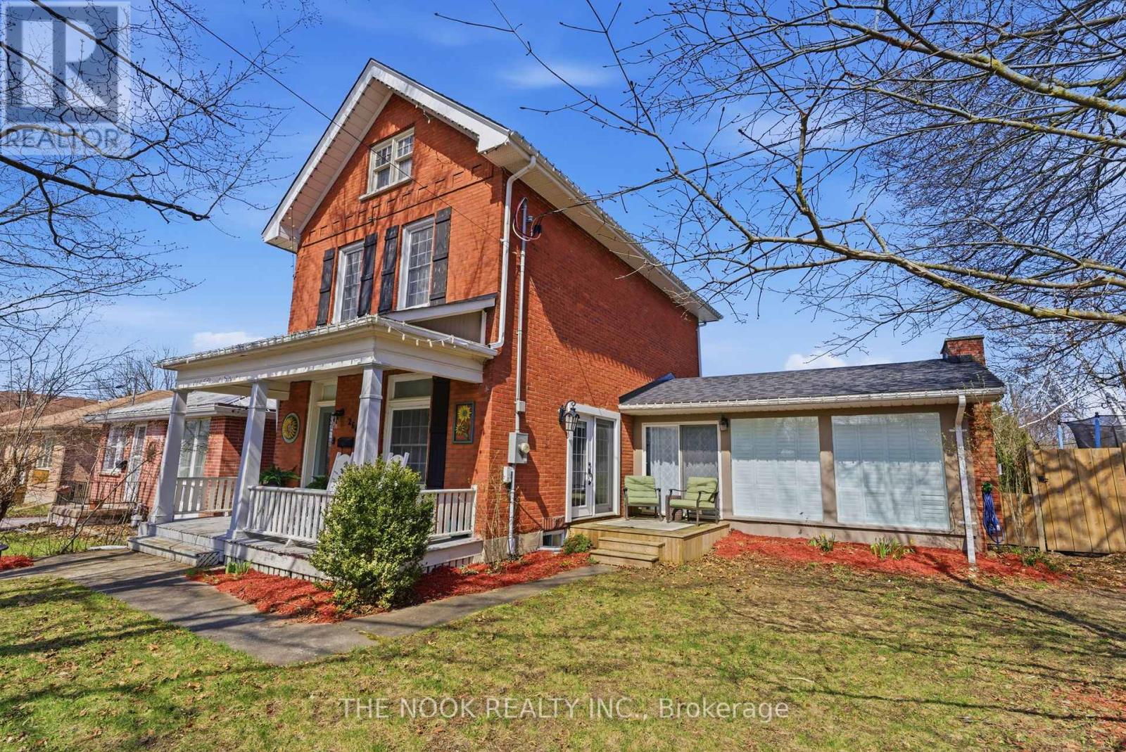 264 Bennet Street, Peterborough (Northcrest Ward 5), Ontario  K9H 5B9 - Photo 6 - X13037384