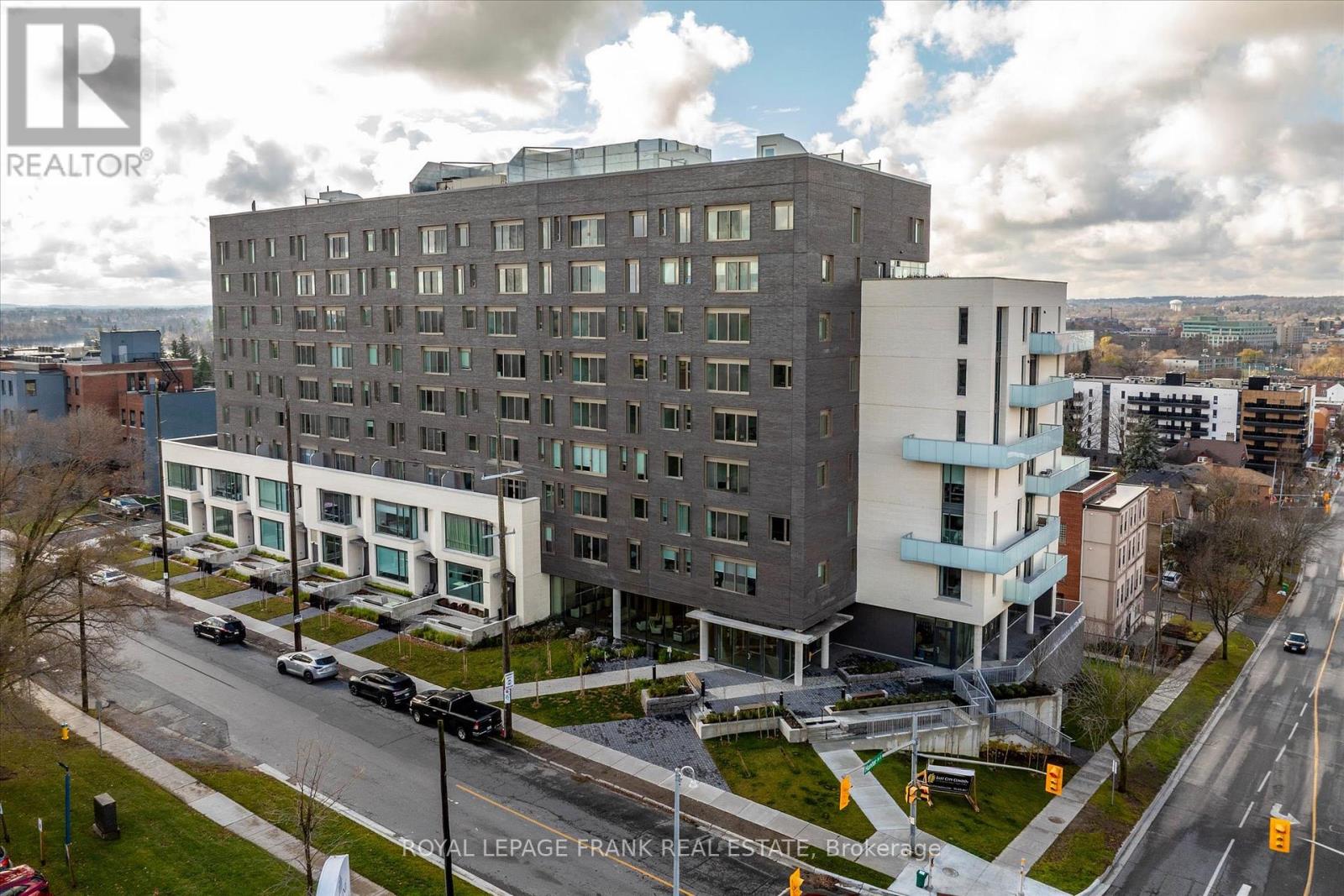 902 - 195 Hunter Street, Peterborough (Ashburnham Ward 4), Ontario  K9H 1G9 - Photo 2 - X13037552