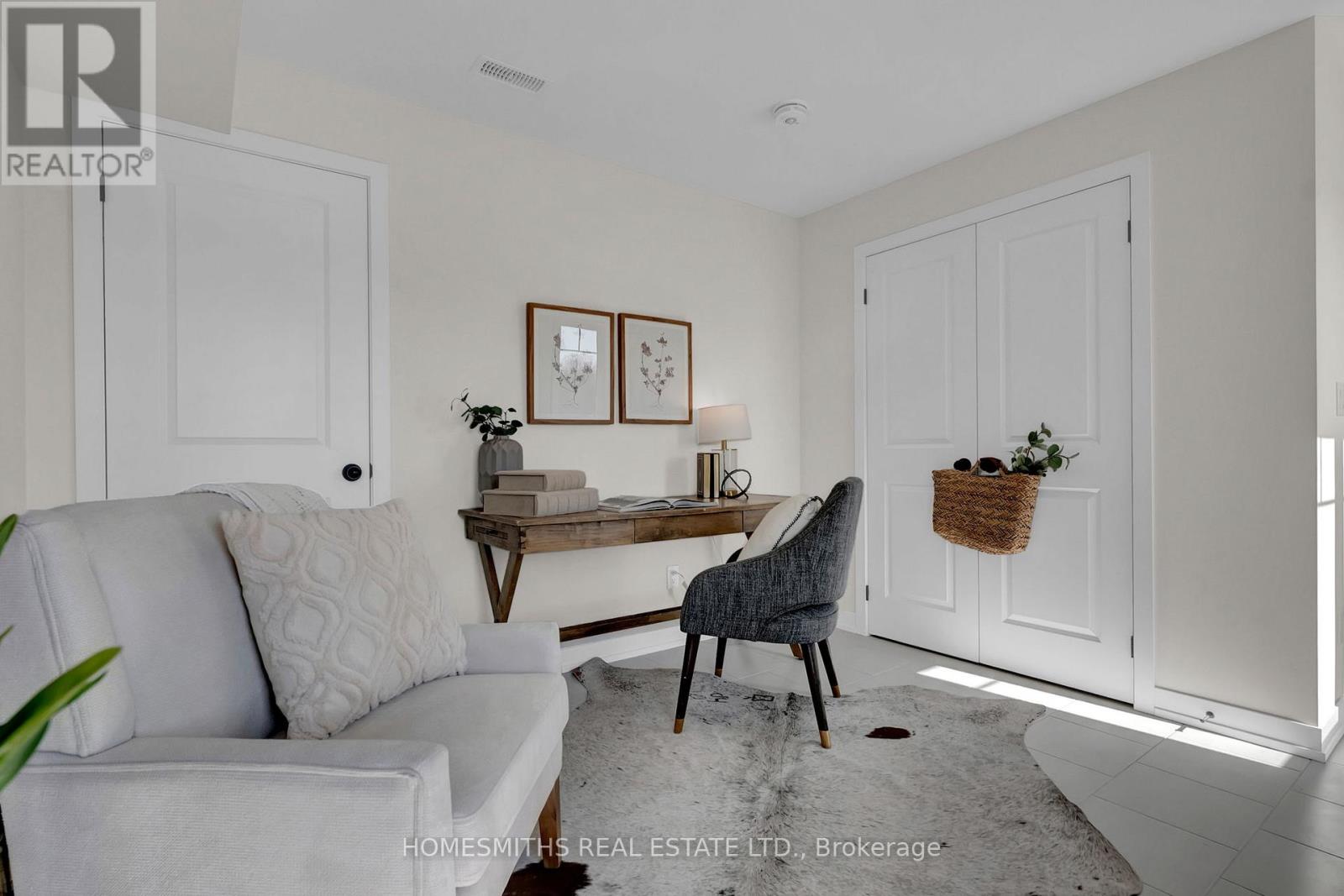 39 Addyman Crescent, Clarington (Newcastle), Ontario  L1B 0X1 - Photo 4 - E13039062