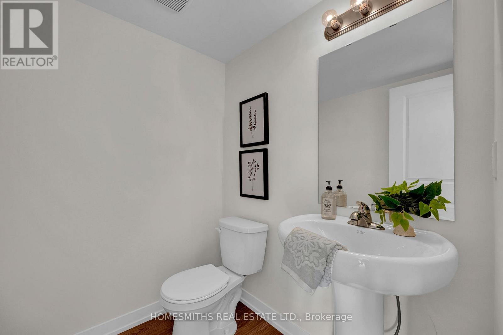 39 Addyman Crescent, Clarington (Newcastle), Ontario  L1B 0X1 - Photo 8 - E13039062