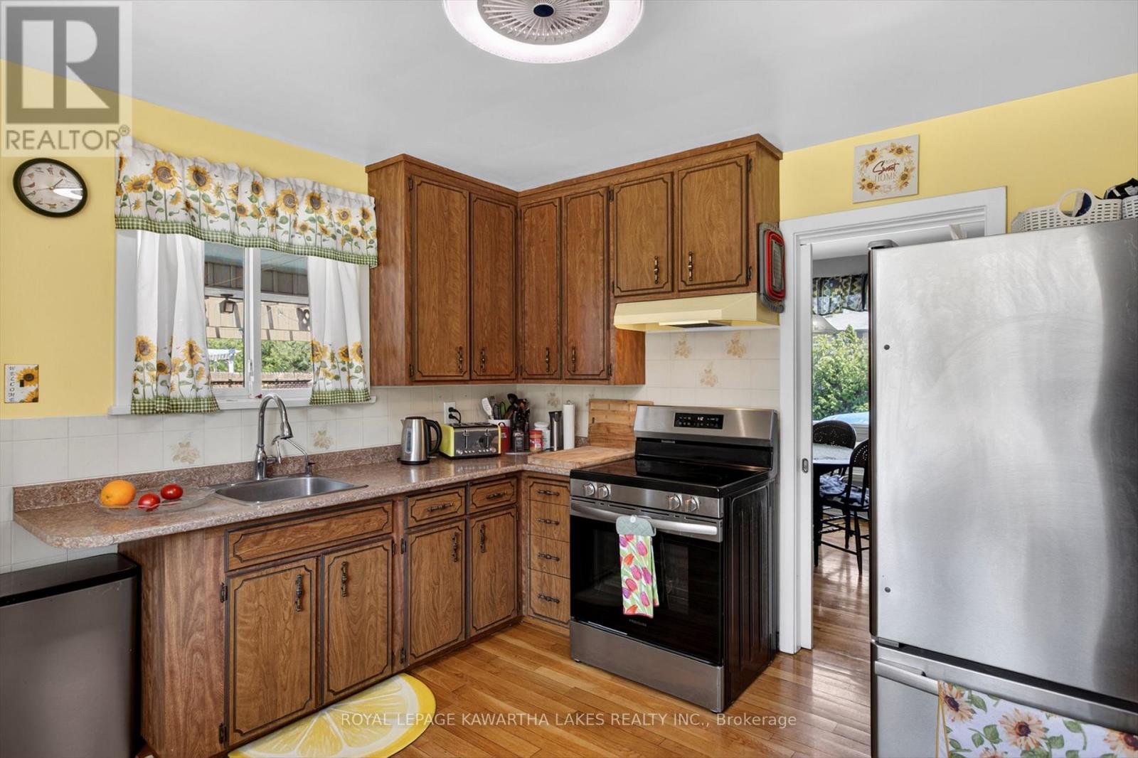 2 Linwood Road, Kawartha Lakes (Lindsay), Ontario  K9V 5H3 - Photo 14 - X13039286