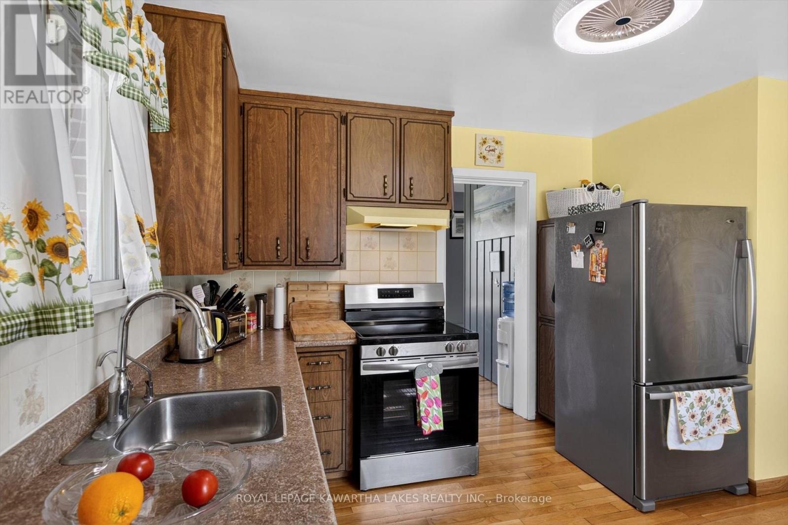 2 Linwood Road, Kawartha Lakes (Lindsay), Ontario  K9V 5H3 - Photo 15 - X13039286