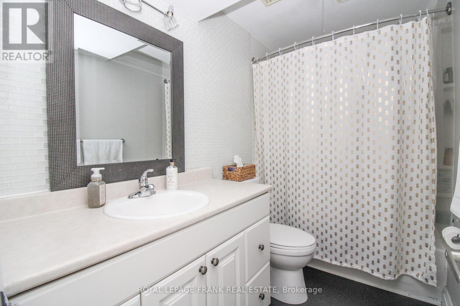 185 Milroy (Lower Unit) Drive, Peterborough (Northcrest Ward 5), Ontario  K9H 7N7 - Photo 12 - X13040072