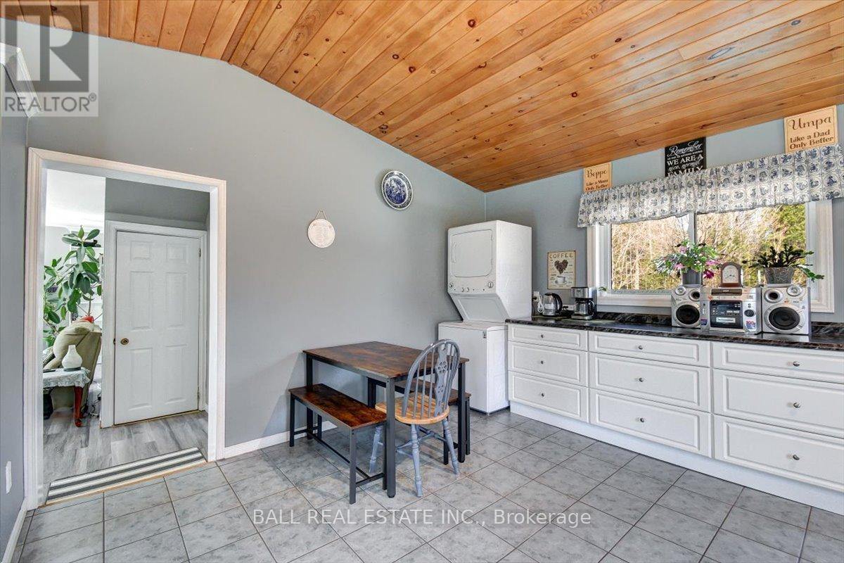 1230 Ojibway Road, Highlands East (Cardiff Ward), Ontario  K0L 2A0 - Photo 12 - X13040754