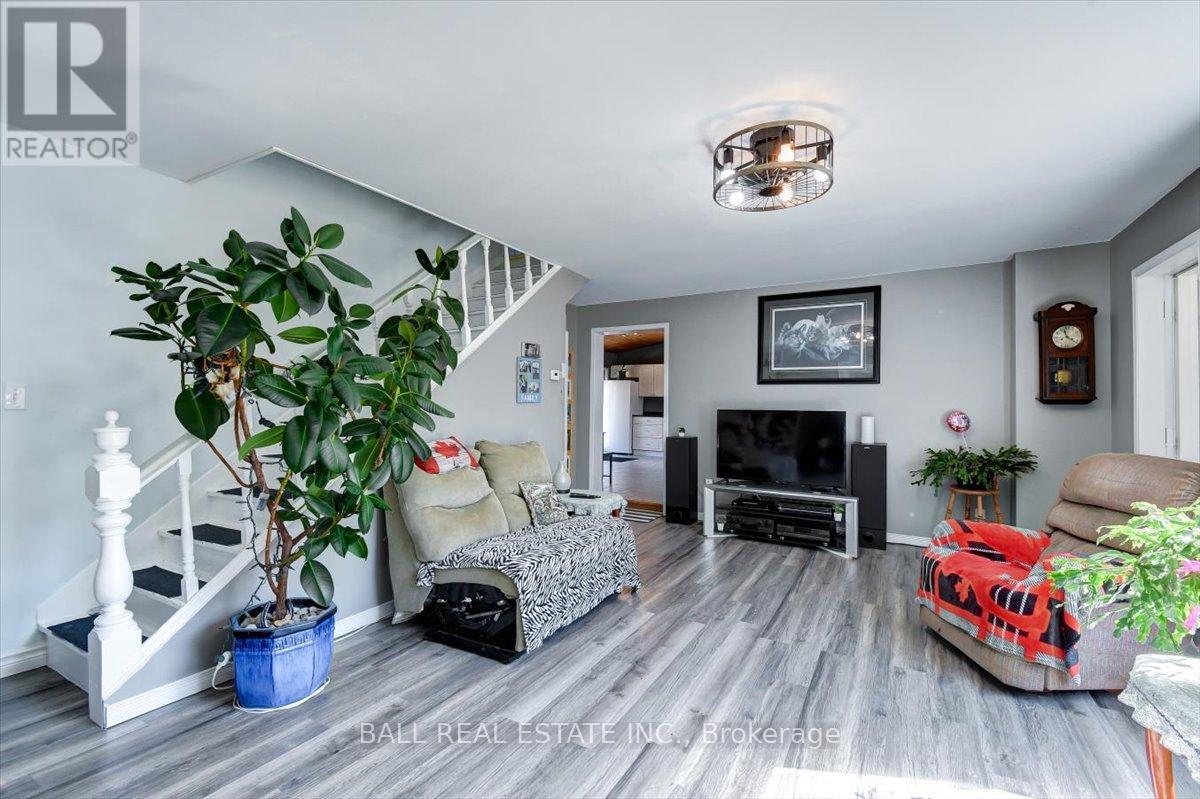 1230 Ojibway Road, Highlands East (Cardiff Ward), Ontario  K0L 2A0 - Photo 14 - X13040754