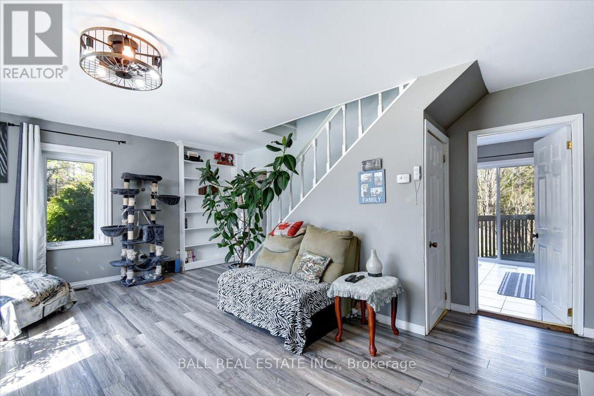 1230 Ojibway Road, Highlands East (Cardiff Ward), Ontario  K0L 2A0 - Photo 15 - X13040754