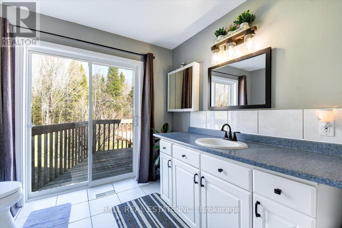 1230 Ojibway Road, Highlands East (Cardiff Ward), Ontario  K0L 2A0 - Photo 19 - X13040754