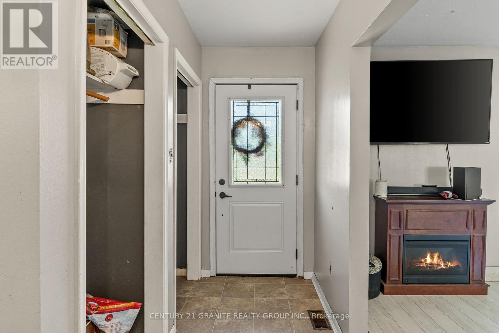 27195 Highway 62 South, Bancroft (Dungannon Ward), Ontario  K0L 1C0 - Photo 3 - X13040936