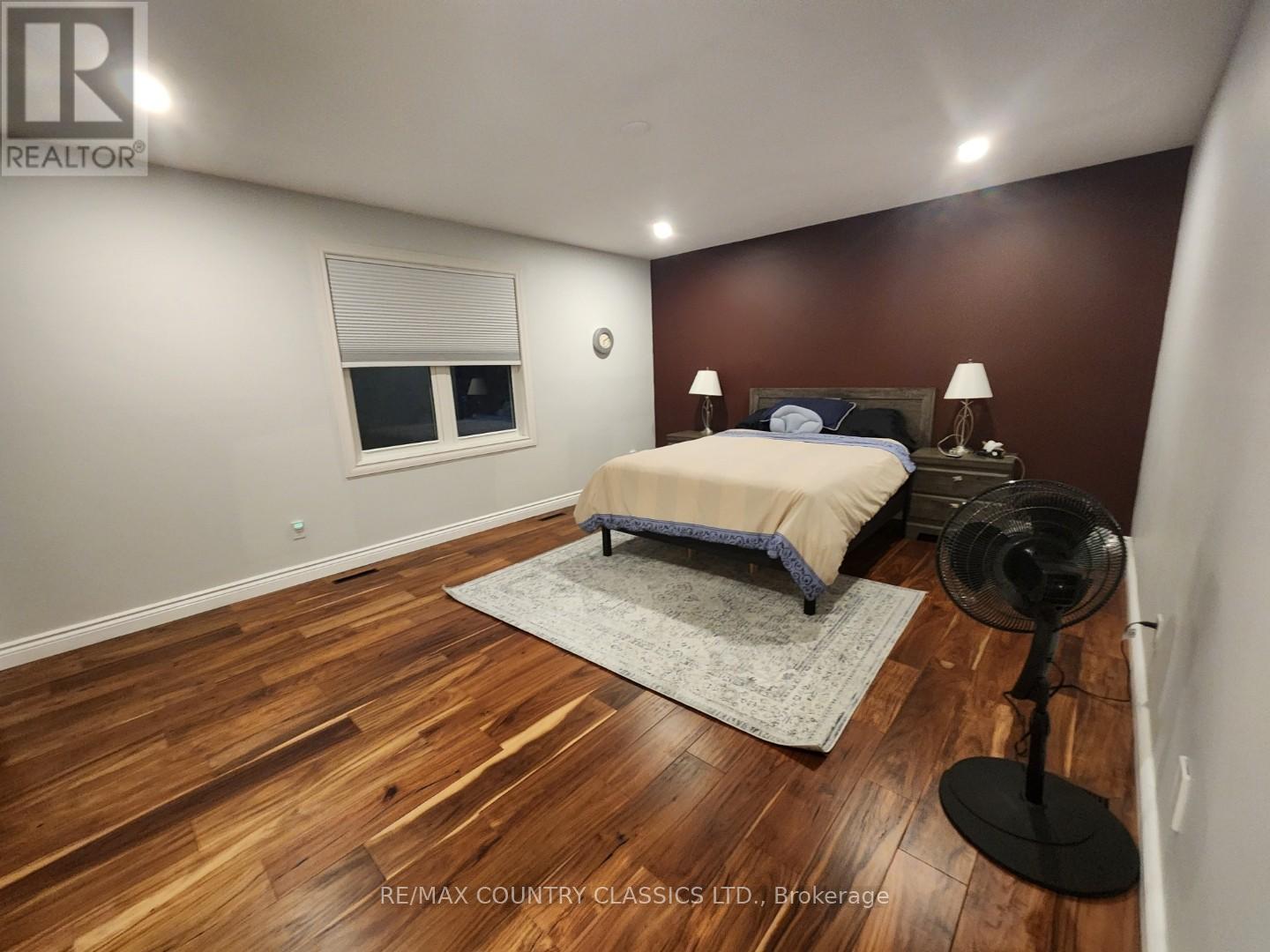 1210 Summit Drive, Peterborough (Otonabee Ward 1), Ontario  K9J 8A7 - Photo 10 - X13041020