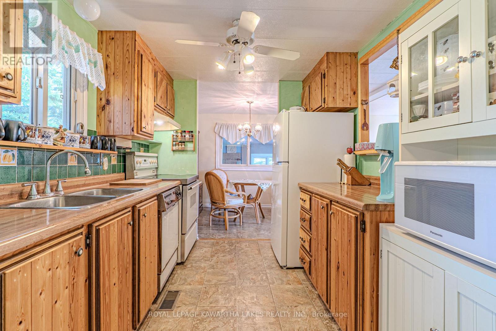 4 Vista Drive, Kawartha Lakes (Fenelon), Ontario  K9V 4R1 - Photo 10 - X13041104