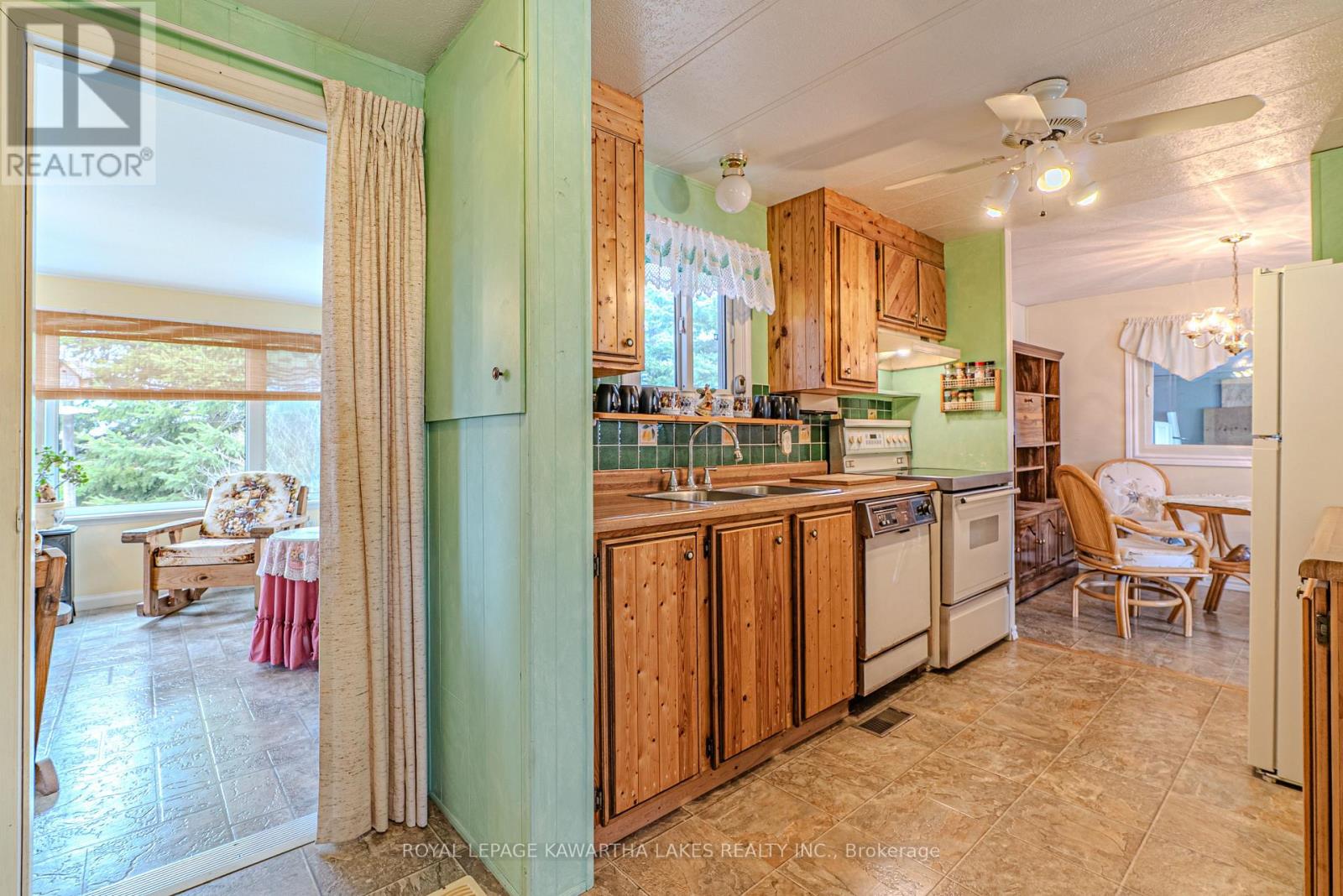 4 Vista Drive, Kawartha Lakes (Fenelon), Ontario  K9V 4R1 - Photo 11 - X13041104