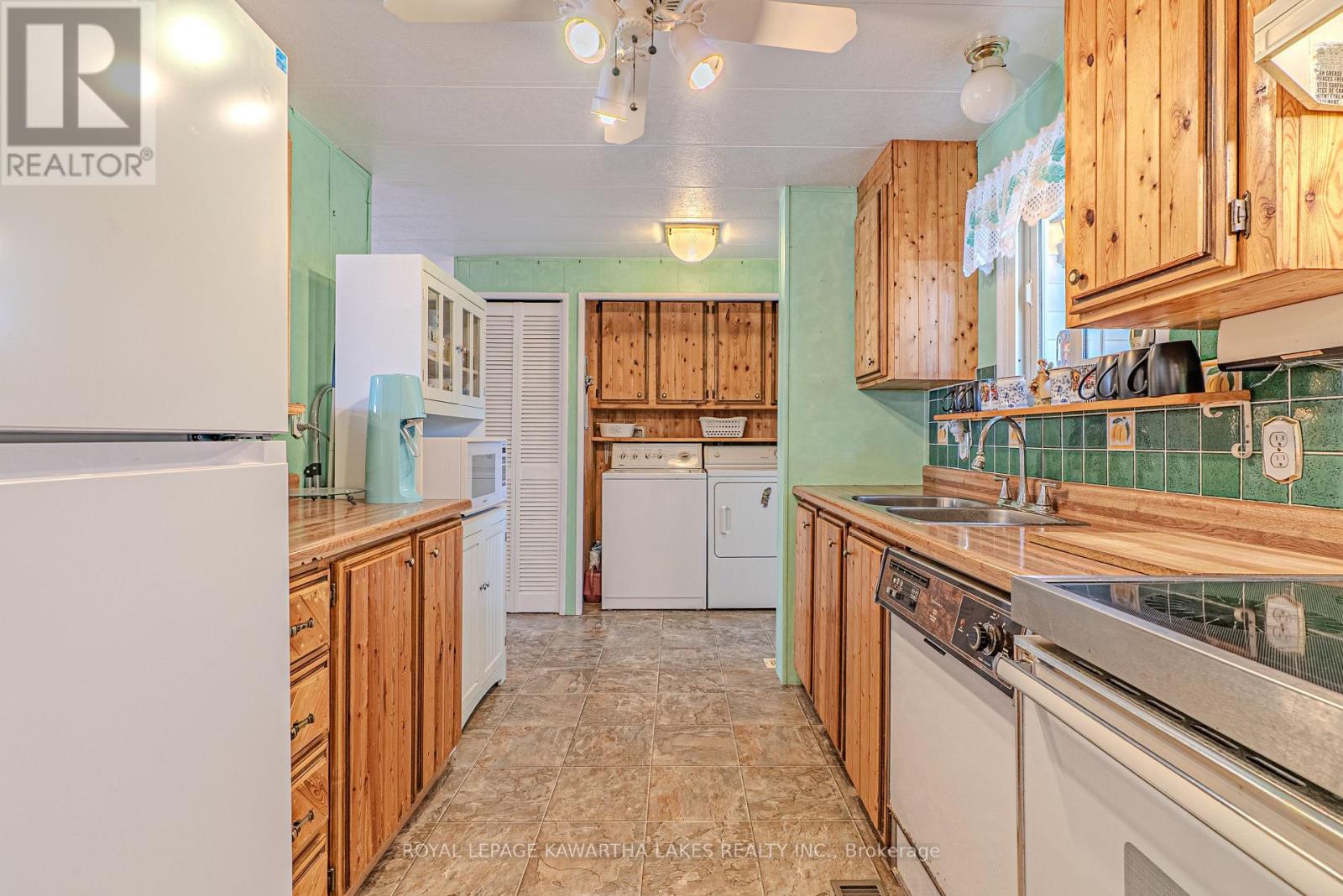 4 Vista Drive, Kawartha Lakes (Fenelon), Ontario  K9V 4R1 - Photo 12 - X13041104