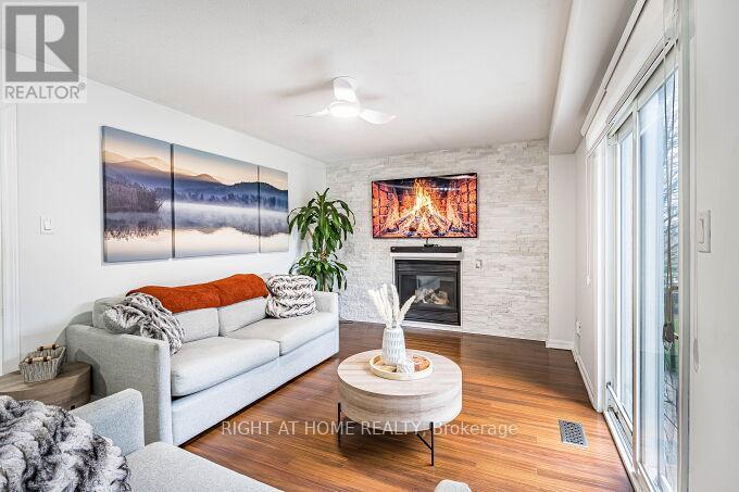 2 Catherwood Lane, Clarington (Newcastle), Ontario  L1B 1C1 - Photo 12 - E13041490