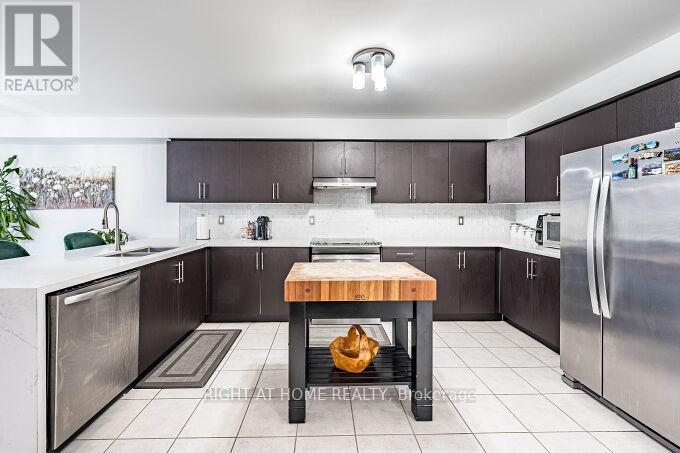 2 Catherwood Lane, Clarington (Newcastle), Ontario  L1B 1C1 - Photo 15 - E13041490