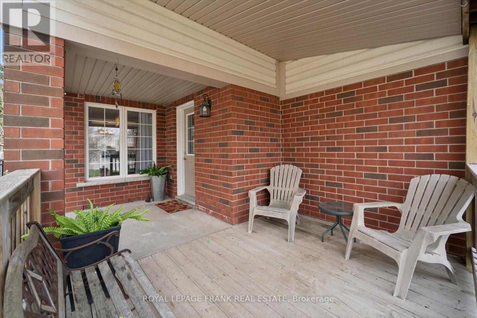 31 Lang Court, Kawartha Lakes (Lindsay), Ontario  K9V 6E5 - Photo 4 - X13041644