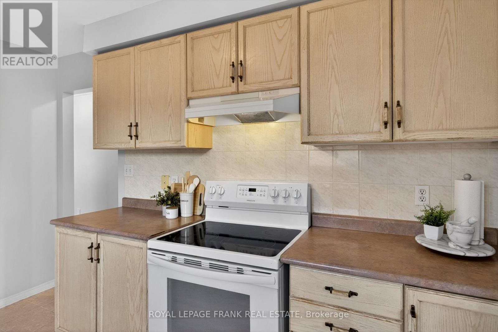 1345 Eagle Crescent, Peterborough (Monaghan Ward 2), Ontario  K9K 2K7 - Photo 13 - X13041924