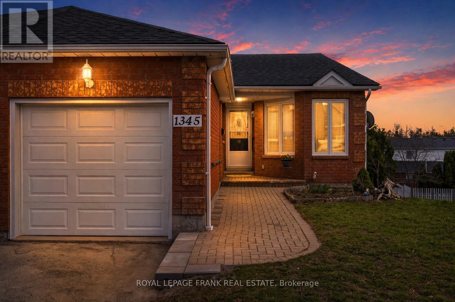 1345 Eagle Crescent, Peterborough (Monaghan Ward 2), Ontario  K9K 2K7 - Photo 2 - X13041924