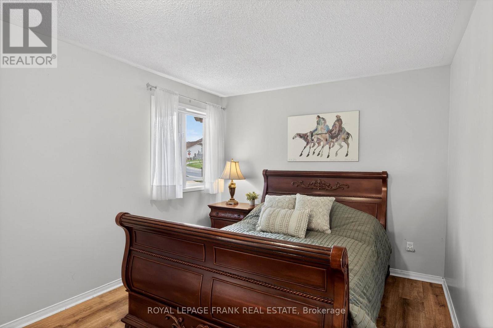 1345 Eagle Crescent, Peterborough (Monaghan Ward 2), Ontario  K9K 2K7 - Photo 8 - X13041924