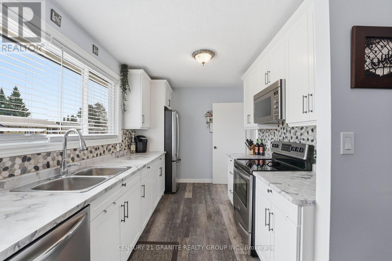 66 Sprucedale Street, Highlands East (Bicroft Ward), Ontario  K0L 1M0 - Photo 13 - X13042472