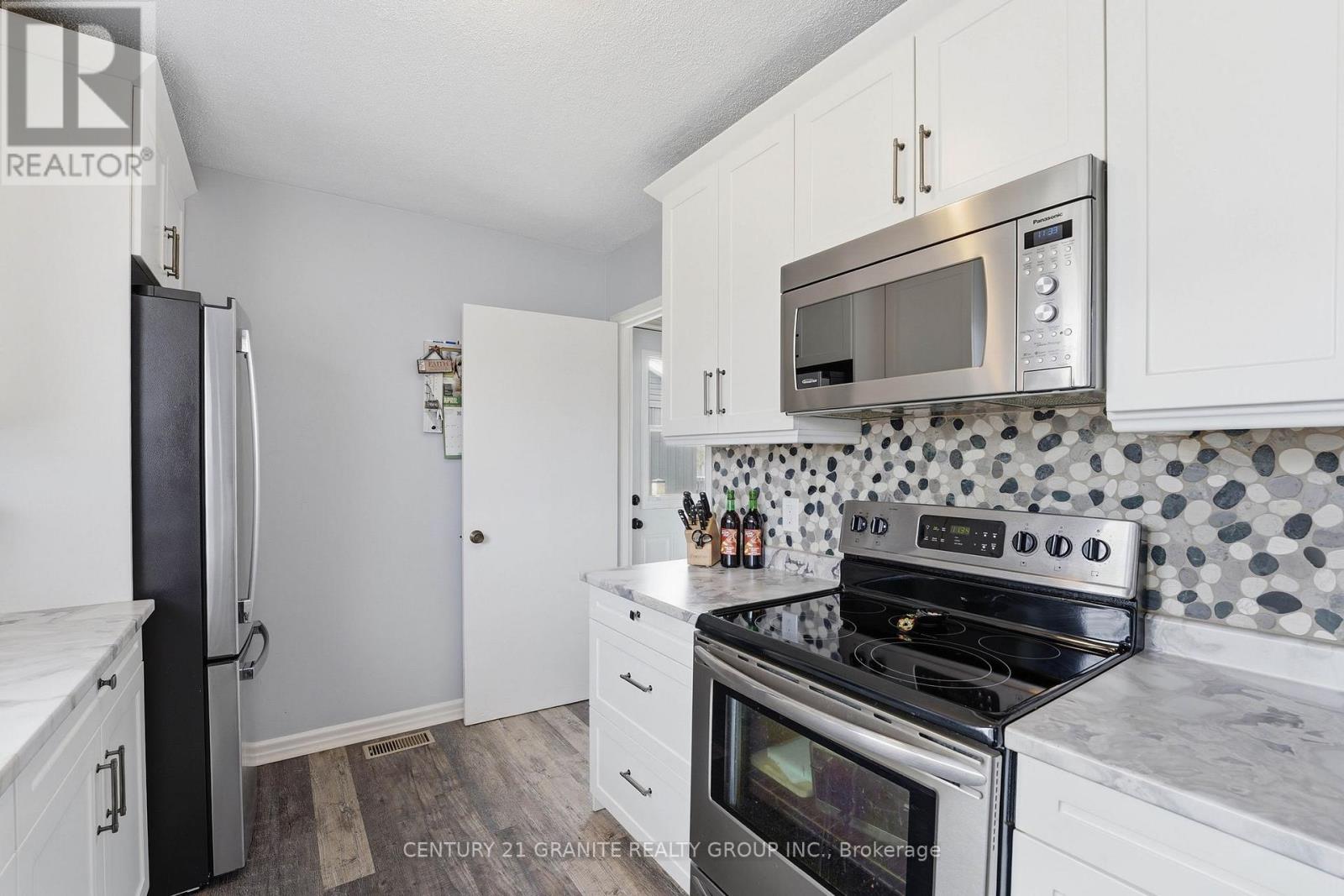 66 Sprucedale Street, Highlands East (Bicroft Ward), Ontario  K0L 1M0 - Photo 14 - X13042472