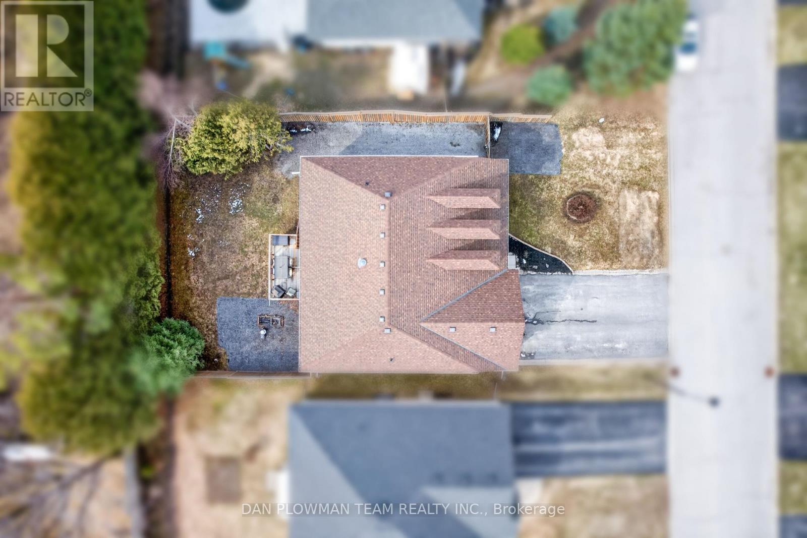 10 Springbank Road, Kawartha Lakes (Omemee), Ontario  K0L 2W0 - Photo 38 - X13044510