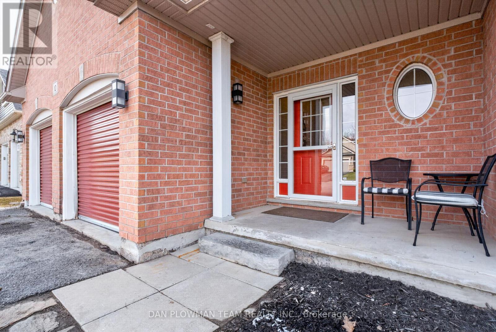 10 Springbank Road, Kawartha Lakes (Omemee), Ontario  K0L 2W0 - Photo 5 - X13044510