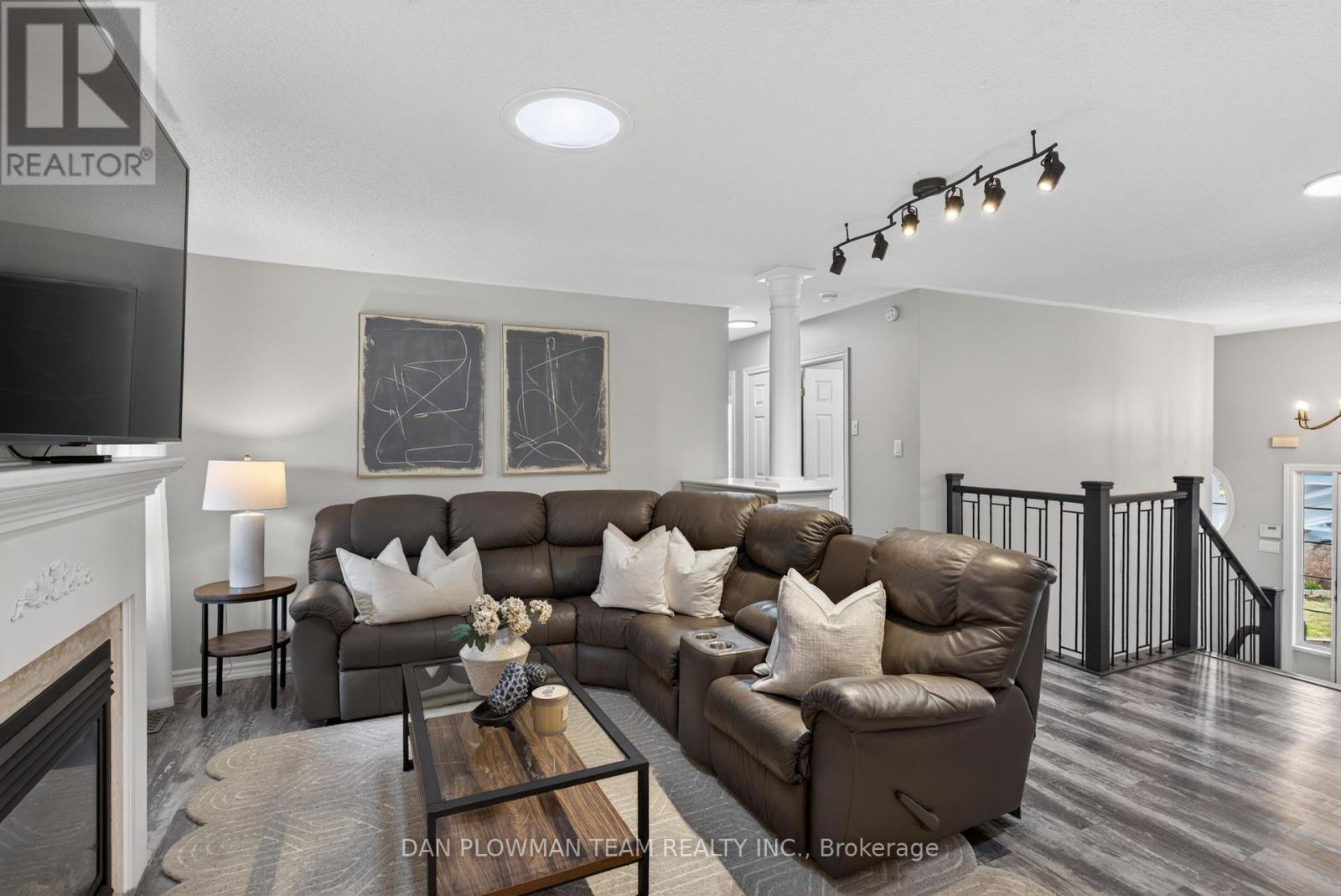 10 Springbank Road, Kawartha Lakes (Omemee), Ontario  K0L 2W0 - Photo 8 - X13044510