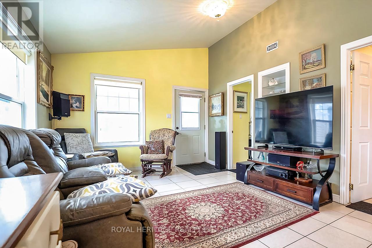 84 Nevin Avenue, Peterborough (Otonabee Ward 1), Ontario  K9J 6E8 - Photo 15 - X13044906