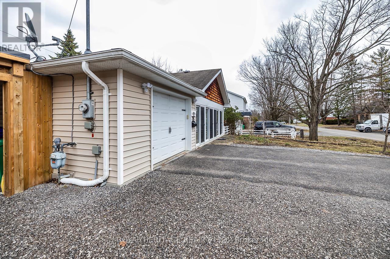 84 Nevin Avenue, Peterborough (Otonabee Ward 1), Ontario  K9J 6E8 - Photo 4 - X13044906