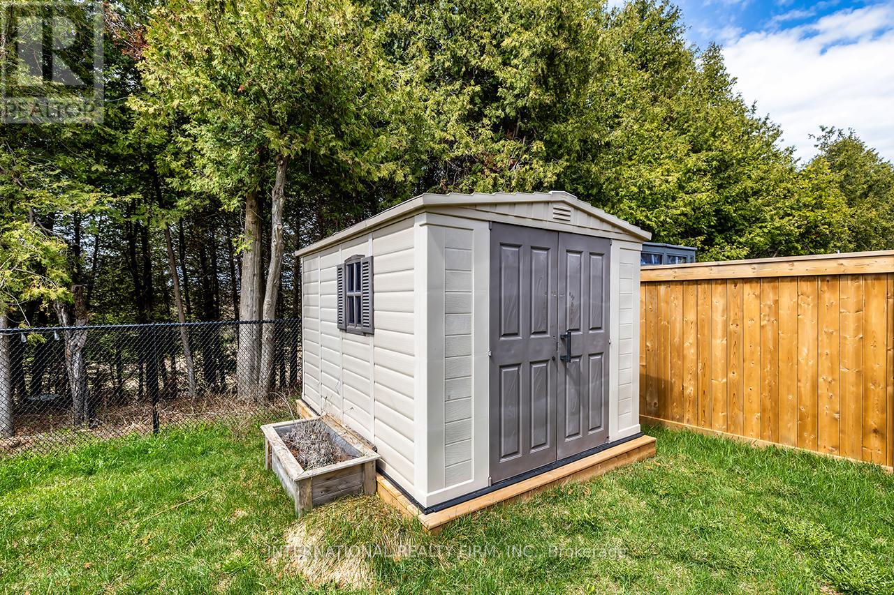 82 Hennessey Crescent, Kawartha Lakes (Lindsay), Ontario  K9V 0P4 - Photo 43 - X13045564