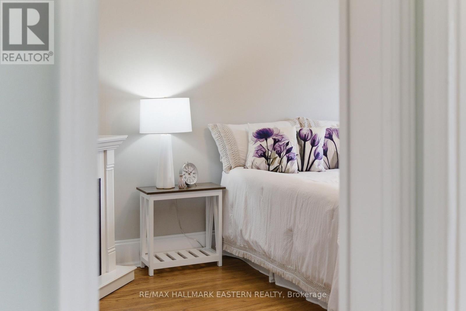 556 Douglas Avenue, Peterborough (Town Ward 3), Ontario  K9J 4L1 - Photo 24 - X13045974